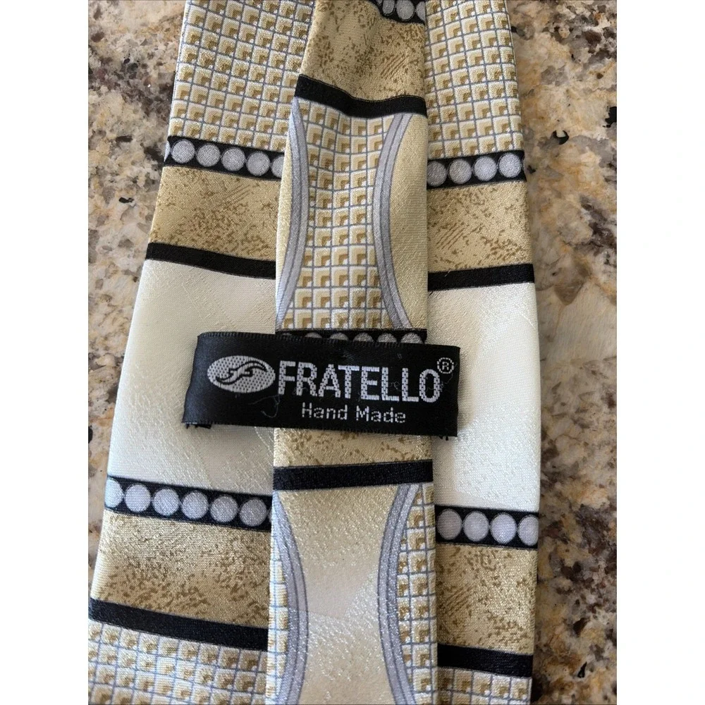 Fratello Hand Made Geometric Abstract Mens Tie Size OS Gold Cream Black Tie